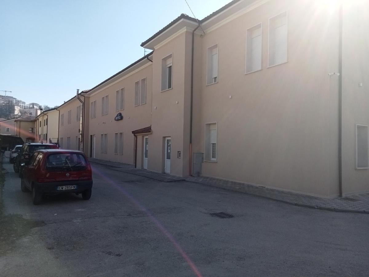 Hotel Porta Rivera LʼAquila Dış mekan fotoğraf